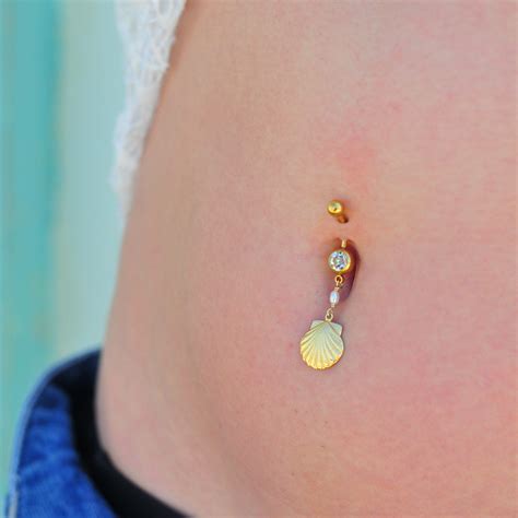 navelpiercing.